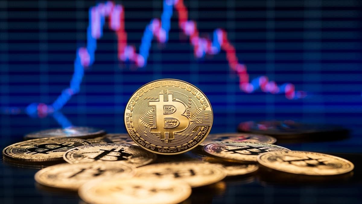 Crypto Market Rebound: Bitcoin Outlook & Key Trends